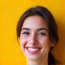 Avatar di Sofia L., una giovane donna sorridente